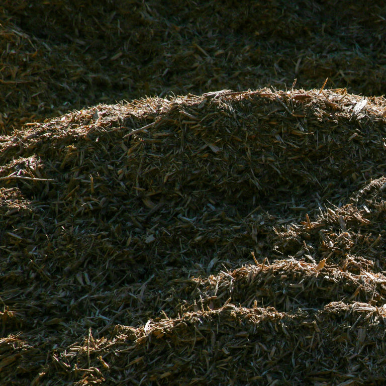 MULCH SPREADING SERVICE Best Firewood and Mulch